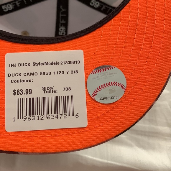 New Era Blue Jay hat duck cameo colours. Size 7 3/8 - Picture 4 of 4